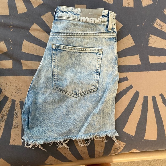 Mavi Millie relaxed shorts - Picture 2 of 3